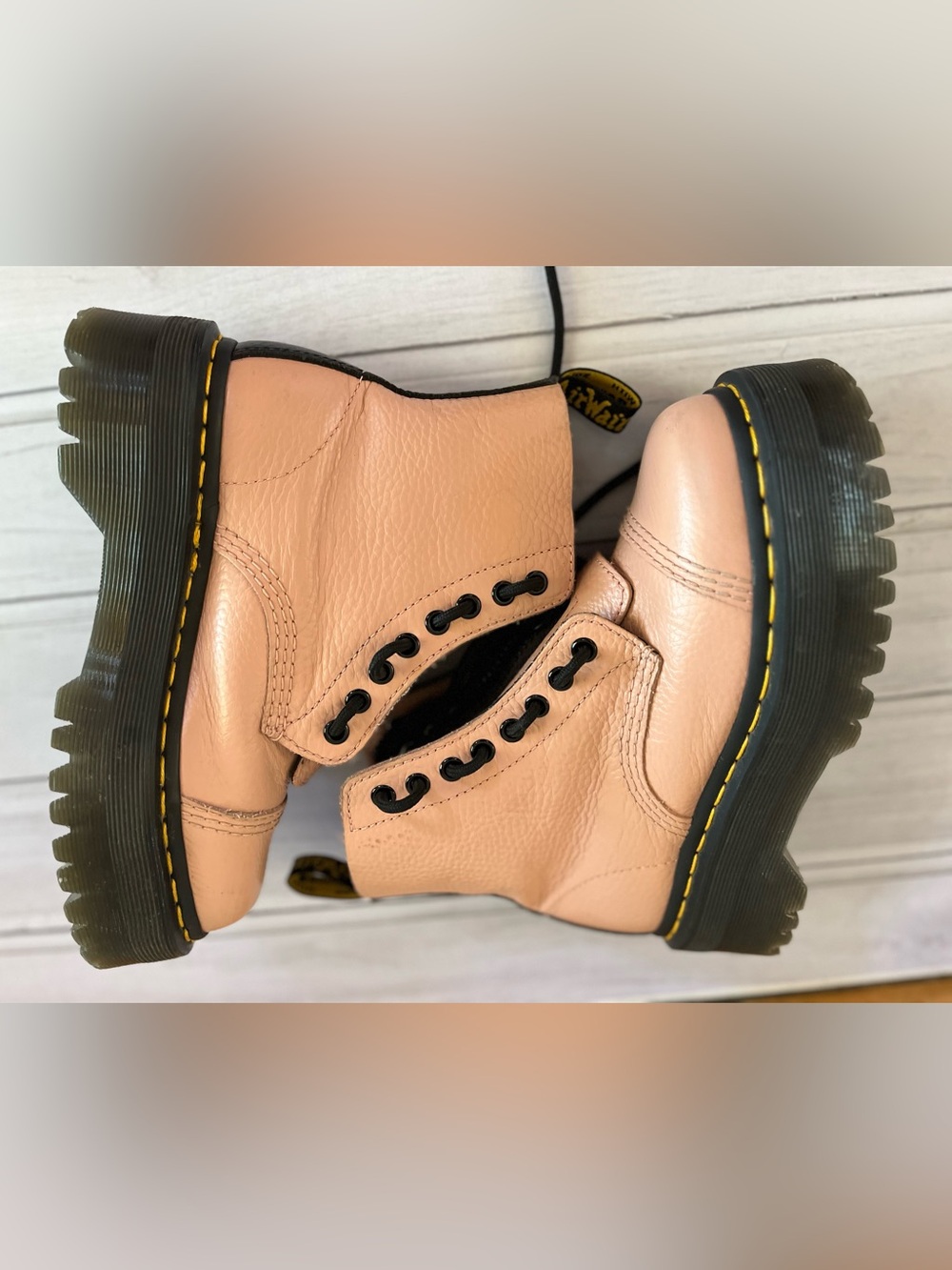 Women’s Dr. Martens Sinclair peach beige nappa & black chunky platform boots. 6 - Picture 13 of 16